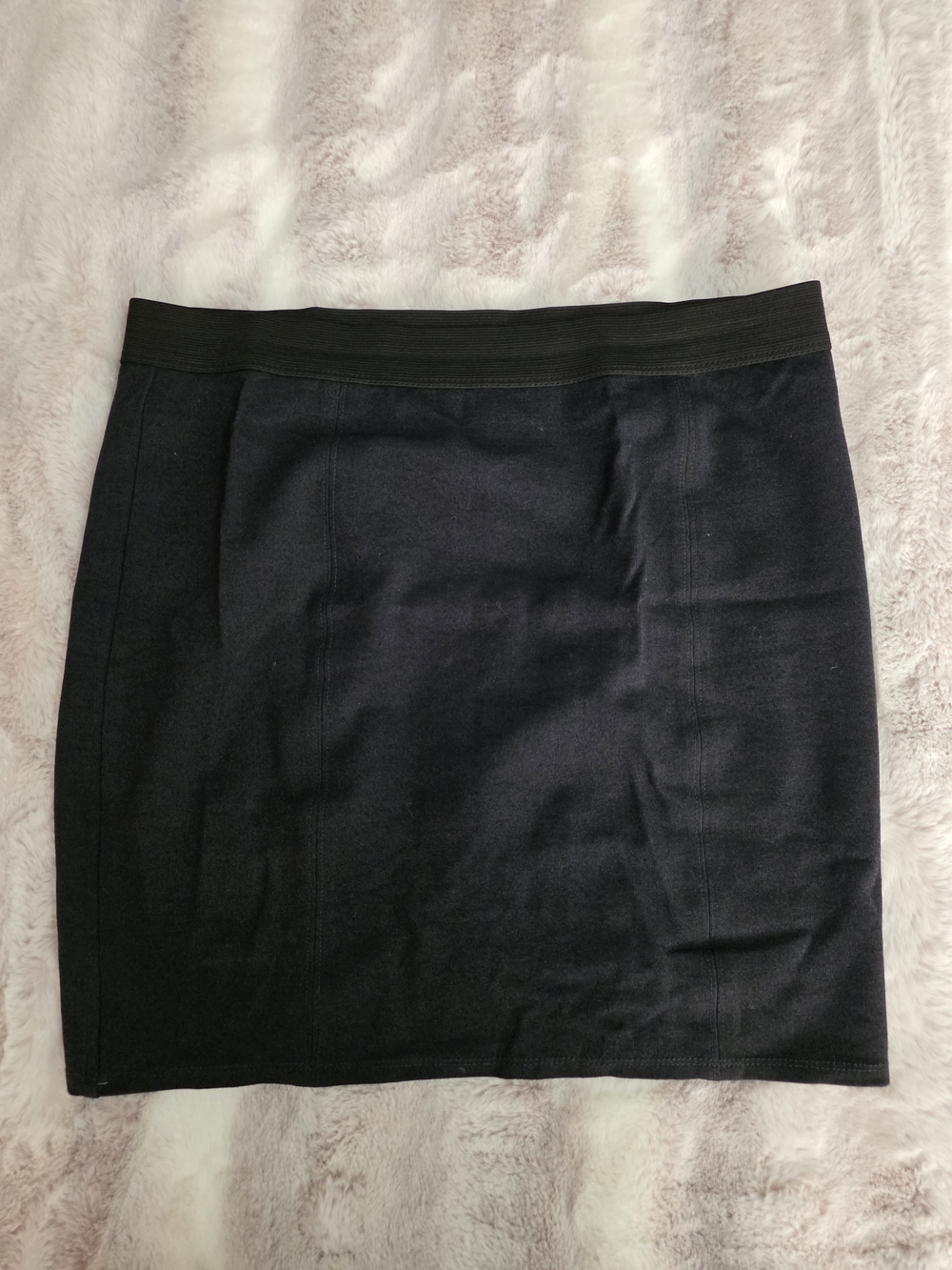 Classic Black Women’s Stretch Pencil Skirt